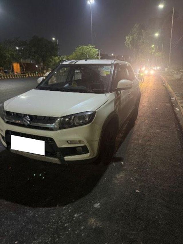 Second-hand 2018 Maruti Suzuki Vitara Brezza ZDi Plus AMT for sale in Ghaziabad