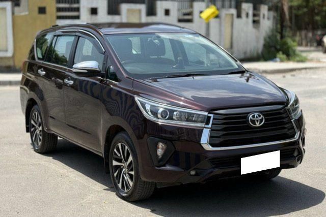 Toyota Innova Crysta 2.4 GX 7 STR AT Second-hand 2022 Toyota Innova Crysta 2.4 GX 7 STR AT for sale in Pune