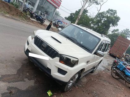 8 Used Mahindra Scorpio