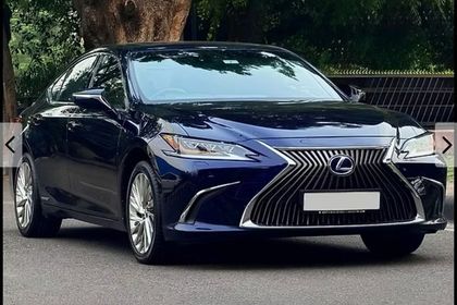 Used 300h Luxury 2020-2022