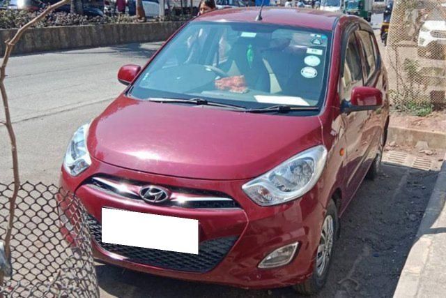 Second-hand 2014 Hyundai i10 Sportz for sale in Mumbai