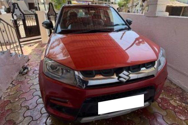 Maruti Suzuki Vitara Brezza ZDi Plus Second-hand 2017 Maruti Suzuki Vitara Brezza ZDi Plus for sale in Surat