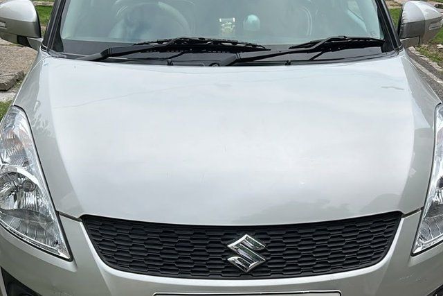 Maruti Suzuki Swift VXI Second-hand 2016 Maruti Suzuki Swift VXI for sale in Jhansi
