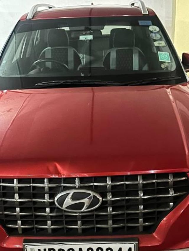 Hyundai Venue S BSIV Second-hand 2020 Hyundai Venue S BSIV for sale in Kolkata