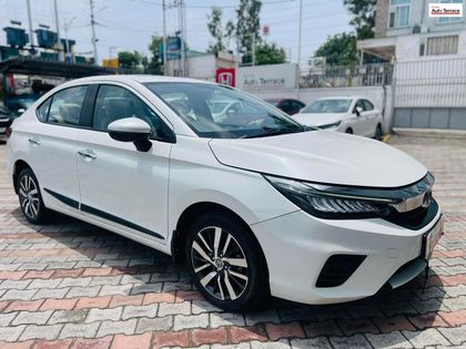 Buy Used Honda City ZX MT of 2022 model @ 10,90,000 INR in