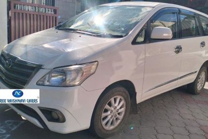Used 2.5 VX (Diesel) 7 Seater