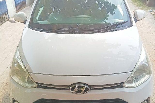 Hyundai Grand i10 CRDi Sportz Second-hand 2016 Hyundai Grand i10 CRDi Sportz for sale in Coimbatore