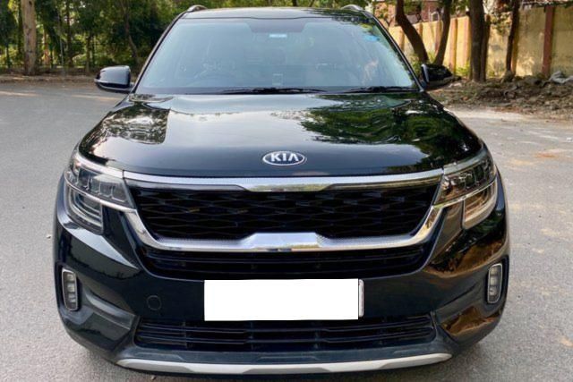 Second-hand 2020 Kia Seltos HTX IVT G for sale in New Delhi