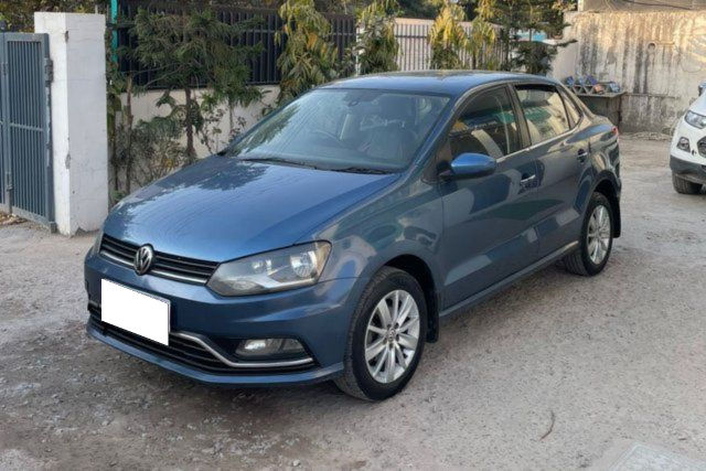 Volkswagen Ameo 1.2 MPI Highline Plus Second-hand 2017 Volkswagen Ameo 1.2 MPI Highline Plus for sale in Gurgaon