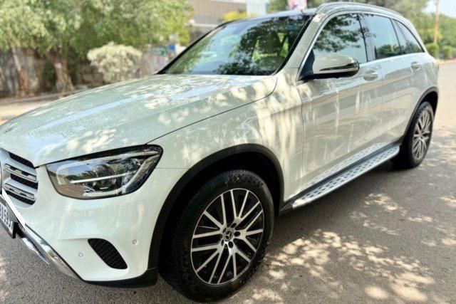 Second-hand 2022 Mercedes-Benz GLC 200 for sale in New Delhi