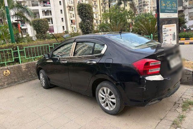 Second-hand 2013 Honda City V MT for sale in Ghaziabad