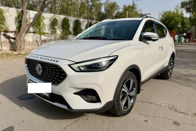 Second-hand 2024 MG Astor Savvy Pro CVT for sale in New Delhi