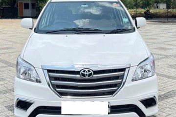 Used 2.5 G (Diesel) 7 Seater BS IV