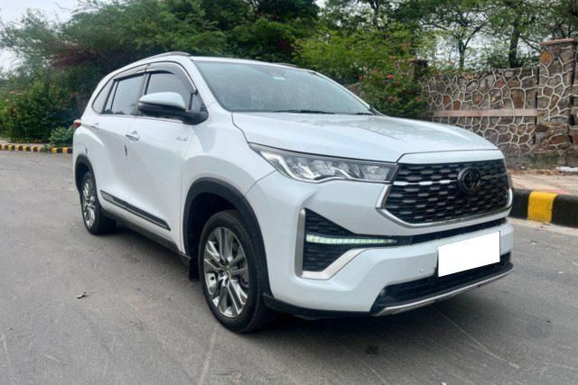 Toyota Innova Hycross ZX(O) Hybrid Second-hand 2024 Toyota Innova Hycross ZX(O) Hybrid for sale in New Delhi