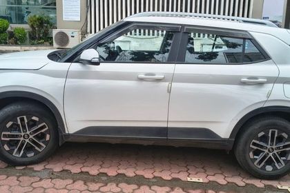 34 Used Hyundai Venue