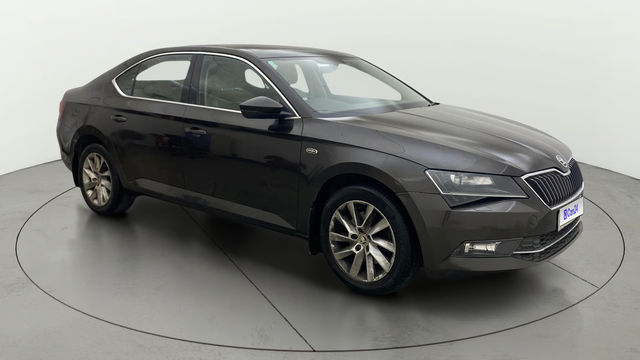 Skoda Superb LK 1.8 TSI AT Second-hand 2017 Skoda Superb LK 1.8 TSI AT for sale in Hyderabad