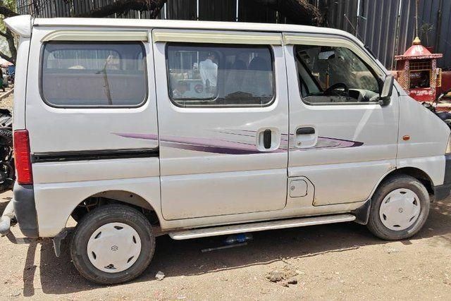 Maruti Suzuki Eeco CNG HTR 5-STR Second-hand 2015 Maruti Suzuki Eeco CNG HTR 5-STR for sale in Vadodara