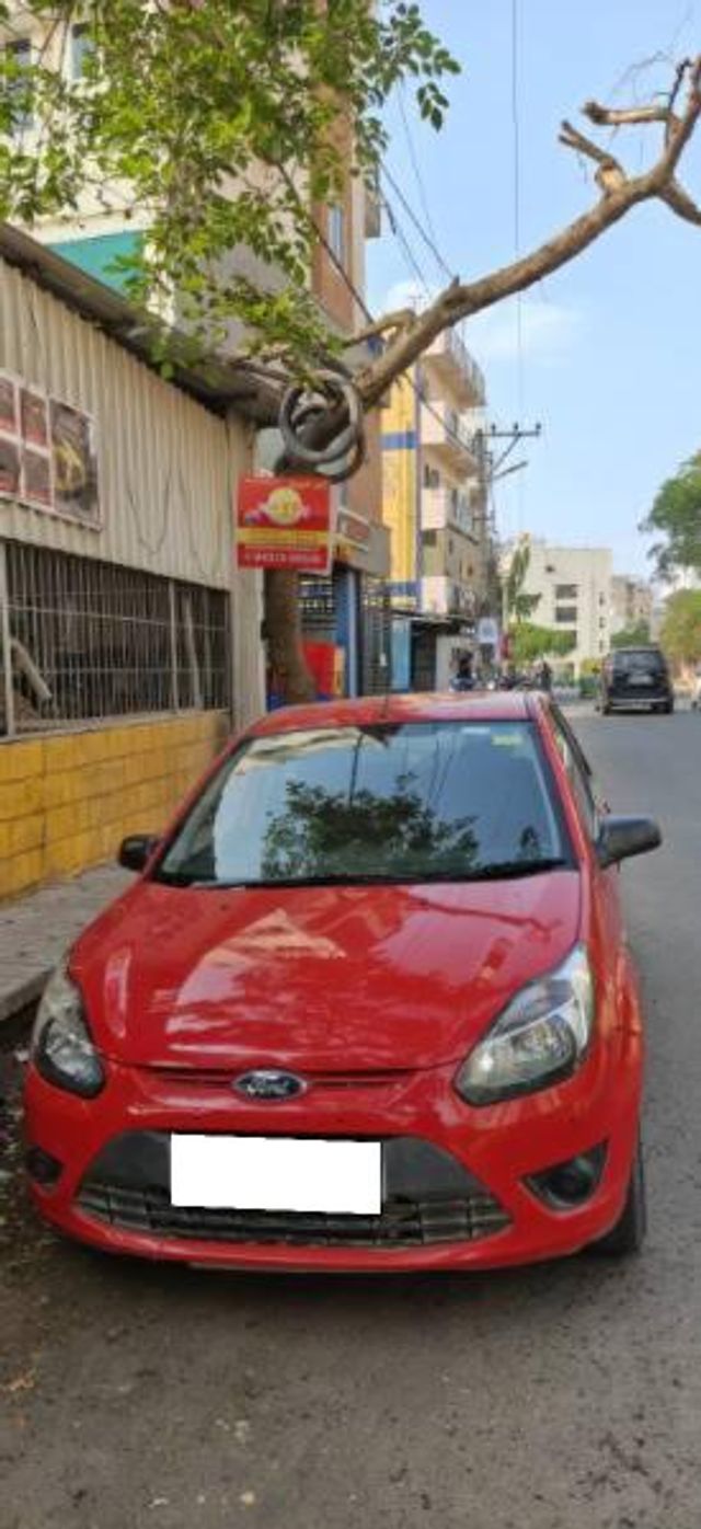 Second-hand 2011 Ford Figo Petrol LXI for sale in Bangalore