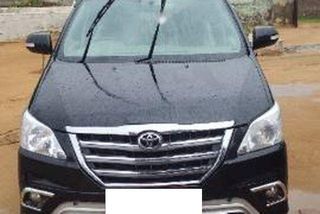 Used Toyota Innova 2.5 G (Diesel) 7 Seater