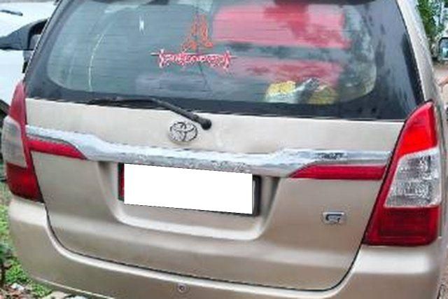 Toyota Innova 2.5 G (Diesel) 7 Seater BS III Second-hand 2008 Toyota Innova 2.5 G (Diesel) 7 Seater BS III for sale in Mumbai
