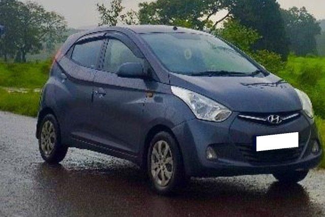 Second-hand 2016 Hyundai EON Sportz for sale in Kalyan