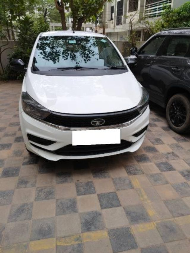 Tata Tiago XT CNG Second-hand 2023 Tata Tiago XT CNG for sale in Ahmedabad
