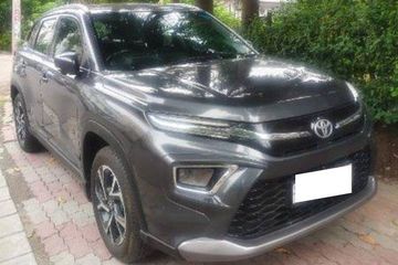 Used V HYBRID BSVI