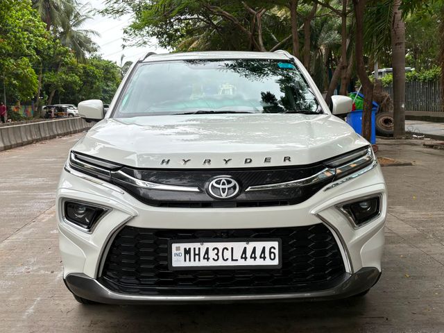 Toyota Hyryder V HYBRID Second-hand 2025 Toyota Hyryder V HYBRID for sale in Mumbai