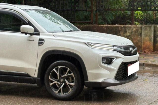 Second-hand 2025 Toyota Hyryder V HYBRID for sale in Mumbai