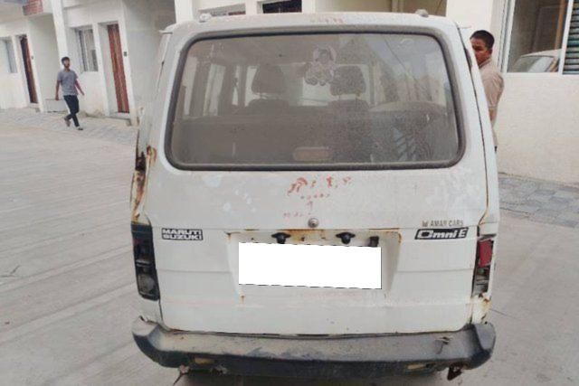 Maruti Suzuki Omni E MPI STD BSIV Second-hand 2015 Maruti Suzuki Omni E MPI STD BSIV for sale in Vadodara