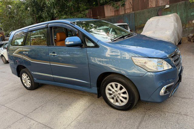 Toyota Innova 2.5 G (Diesel) 7 Seater BS IV Second-hand 2013 Toyota Innova 2.5 G (Diesel) 7 Seater BS IV for sale in Thane