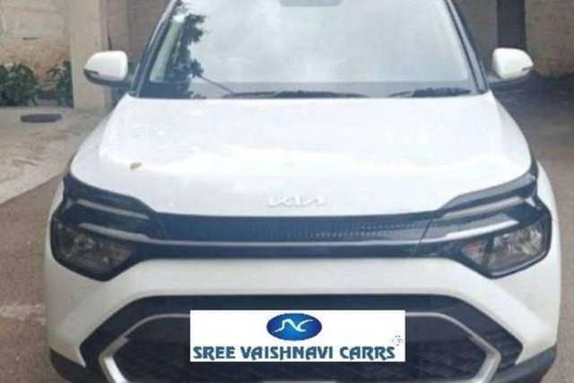 Second-hand 2022 Kia Carens Prestige Diesel BSVI for sale in Coimbatore