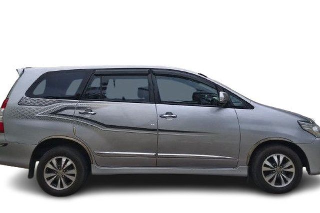 Second-hand 2014 Toyota Innova 2.5 Z Diesel 7 Seater for sale in Coimbatore