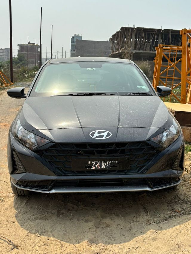 Second-hand 2026 Hyundai i20 Magna for sale in Greater Noida
