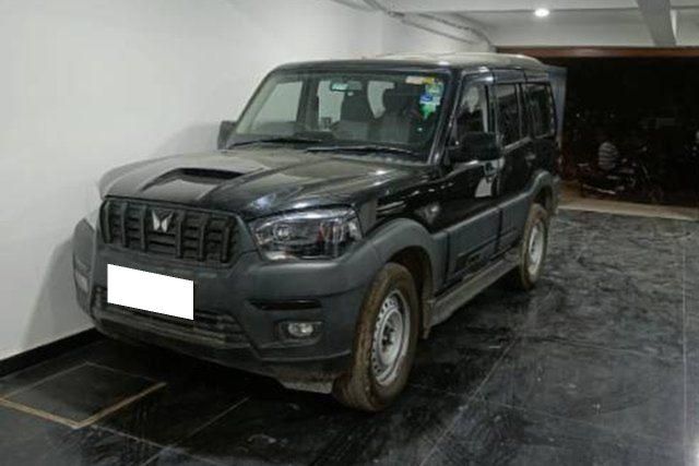Mahindra Scorpio S Second-hand 2025 Mahindra Scorpio S for sale in Greater Noida