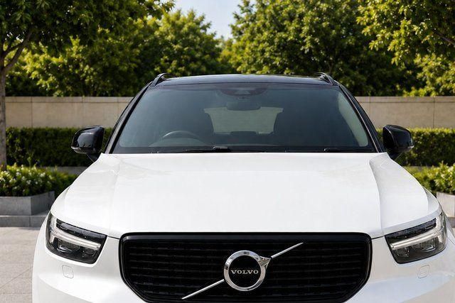 Volvo XC40 D4 R-Design Second-hand 2019 Volvo XC40 D4 R-Design for sale in New Delhi