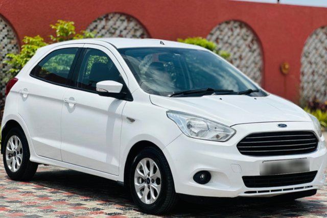 Second-hand 2016 Ford Figo 1.2P Ambiente MT for sale in Surat