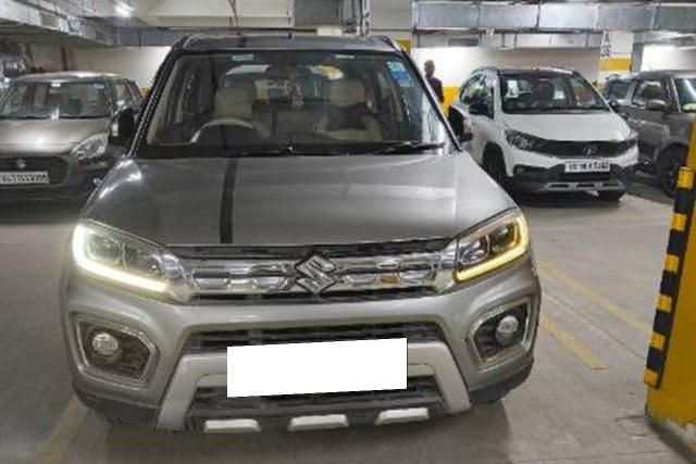 Second-hand 2022 Maruti Suzuki Vitara Brezza ZXI for sale in New Delhi