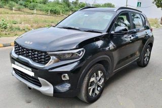 5 Used Kia Sonet in Rohtak