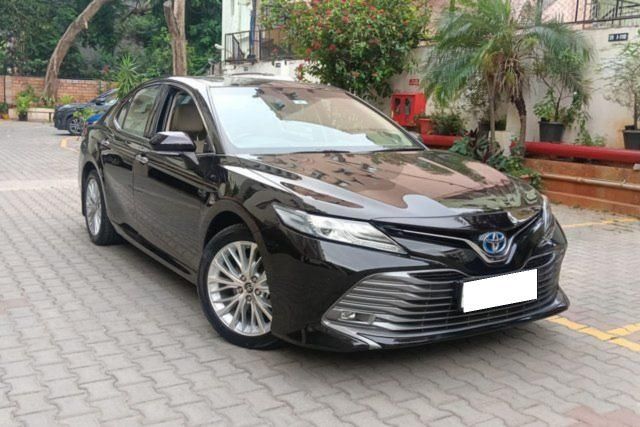 Toyota Camry Hybrid 2.5 Second-hand 2019 Toyota Camry Hybrid 2.5 for sale in Bangalore