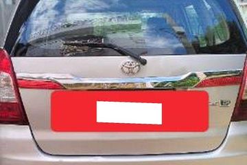 Used 2.5 G (Diesel) 8 Seater