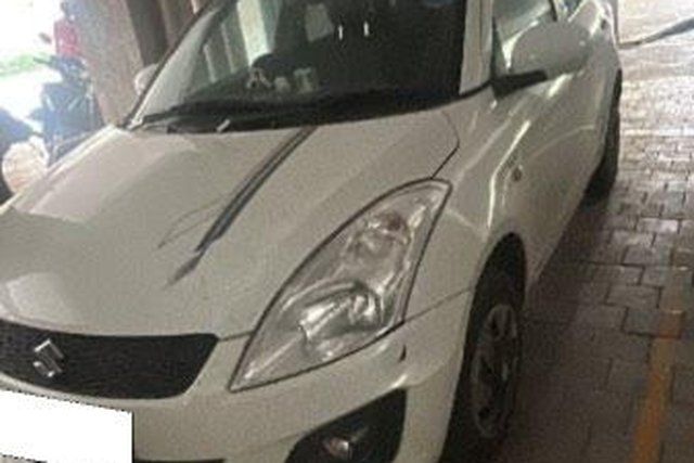Second-hand 2017 Maruti Suzuki Swift LXI Option for sale in Indore