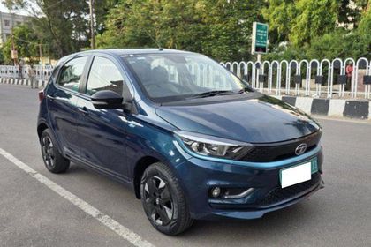 Tata Tiago EV XZ Plus Tech LUX LR