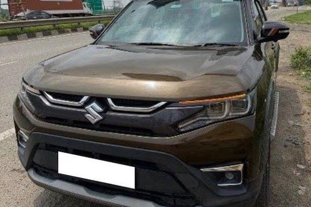 Maruti Suzuki Brezza Zxi Plus AT Second-hand 2024 Maruti Suzuki Brezza Zxi Plus AT for sale in Kolkata