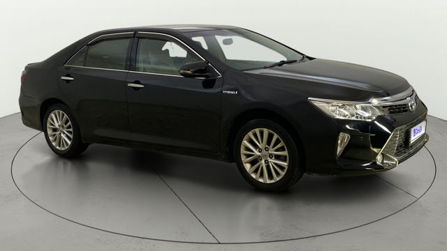 Toyota Camry Hybrid Second-hand 2016 Toyota Camry Hybrid for sale in Thane