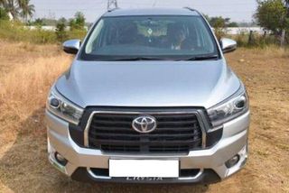 Used Toyota Innova Crysta 2.4 G MT BSIV