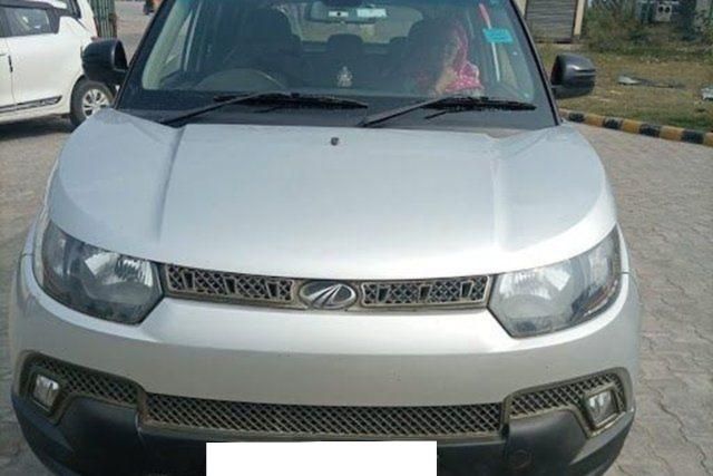 Mahindra KUV 100 mFALCON D75 K8 Second-hand 2017 Mahindra KUV 100 mFALCON D75 K8 for sale in Gurgaon