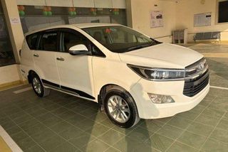 Used Toyota Innova Crysta 2.4 VX MT 8S BSIV
