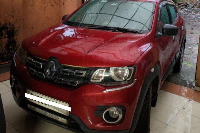 Renault KWID RXT Second-hand 2016 Renault KWID RXT for sale in Surat