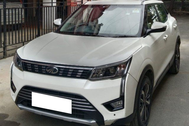 Second-hand 2020 Mahindra XUV300 W8 Option Diesel BSVI for sale in Chennai